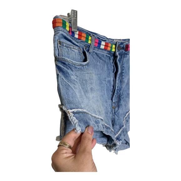 Free People Eliot Embroidered Denim Cut Out Shorts size 30 - Picture 6 of 8
